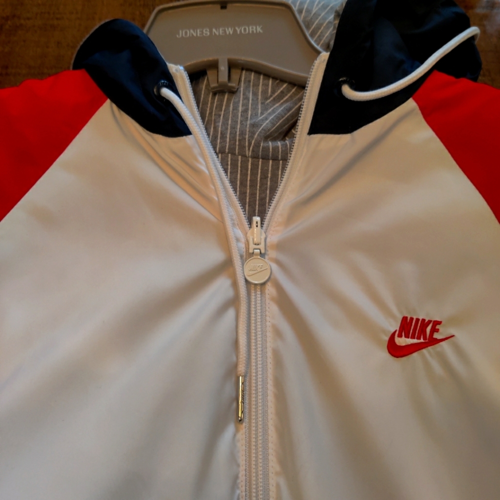 Mens Nike Windrunner Red, white and Blue